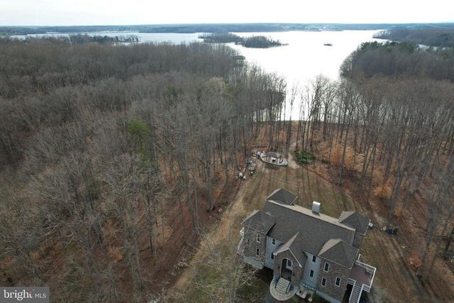 12029 SYCAMORE SHOALS DR, Bumpass, VA 23024