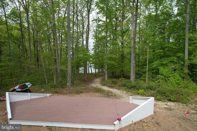 12029 SYCAMORE SHOALS DR, Bumpass, VA 23024