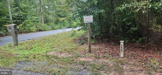 12029 SYCAMORE SHOALS DR, Bumpass, VA 23024