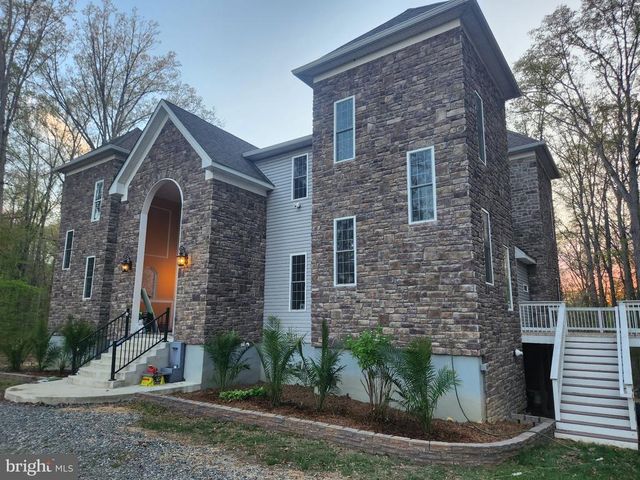12029 SYCAMORE SHOALS DR, Bumpass, VA 23024