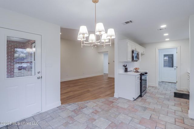 8104 Meadowdale Drive, Gautier, MS 39553