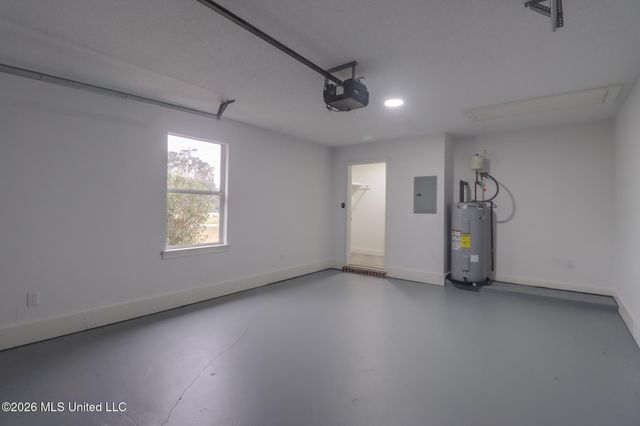 8104 Meadowdale Drive, Gautier, MS 39553