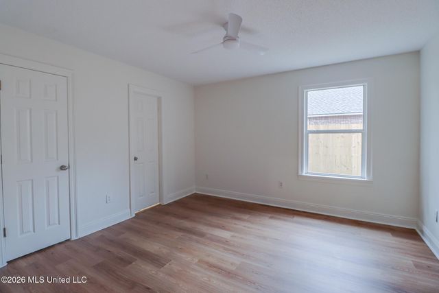 8104 Meadowdale Drive, Gautier, MS 39553