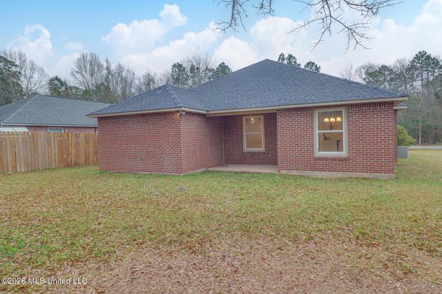 8104 Meadowdale Drive, Gautier, MS 39553