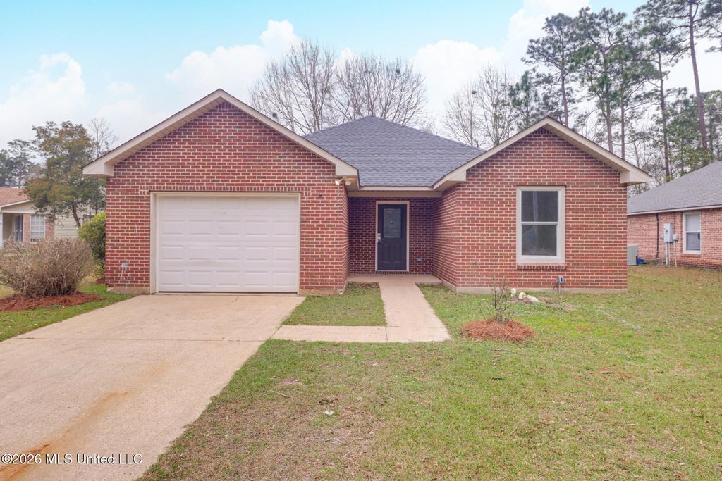 8104 Meadowdale Drive, Gautier, MS 39553