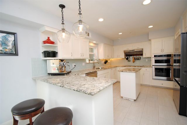 2006 Potomac Drive B, Houston, TX 77057