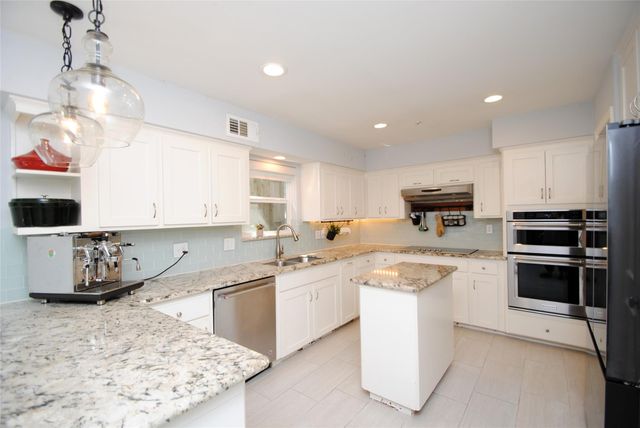 2006 Potomac Drive B, Houston, TX 77057