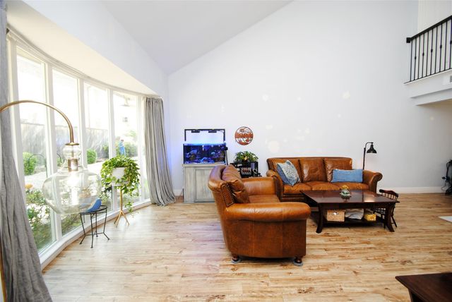 2006 Potomac Drive B, Houston, TX 77057