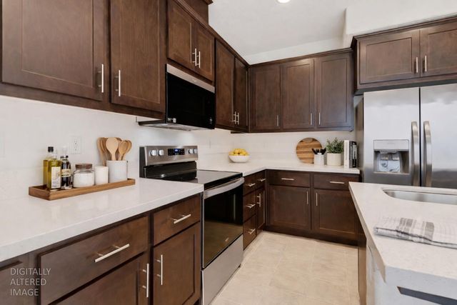 17373 Atwater Dr, Lathrop, CA 95330