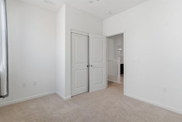 17373 Atwater Dr, Lathrop, CA 95330