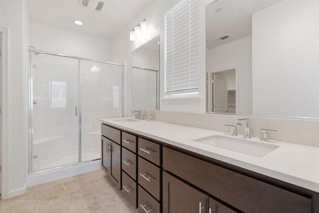 17373 Atwater Dr, Lathrop, CA 95330