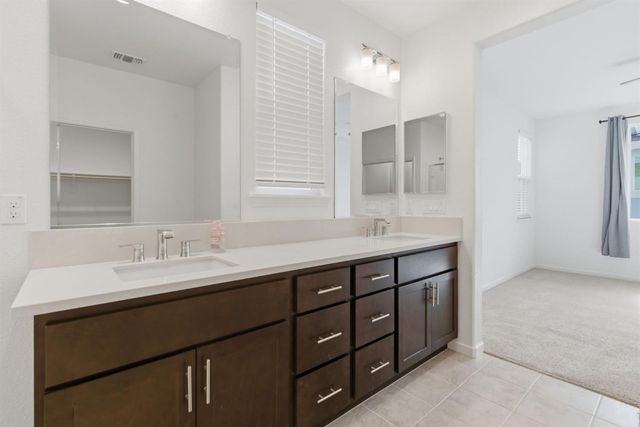 17373 Atwater Dr, Lathrop, CA 95330