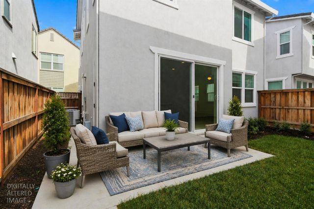 17373 Atwater Dr, Lathrop, CA 95330