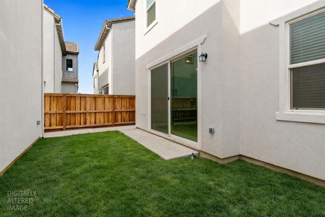 17373 Atwater Dr, Lathrop, CA 95330