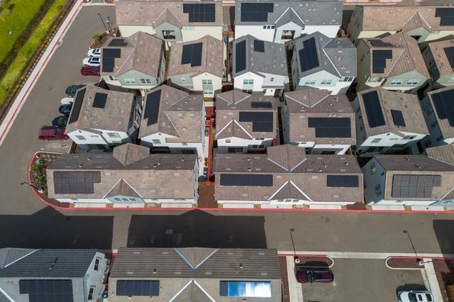 17373 Atwater Dr, Lathrop, CA 95330