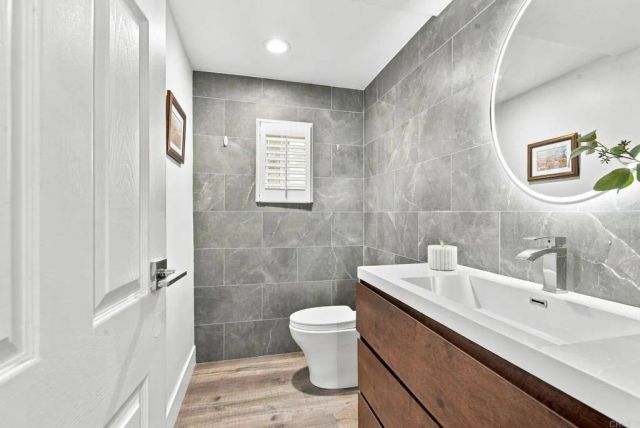 949 S Highland Avenue, Los Angeles, CA 90036
