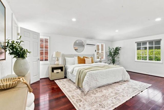 949 S Highland Avenue, Los Angeles, CA 90036