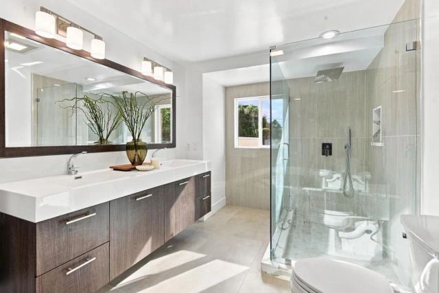 949 S Highland Avenue, Los Angeles, CA 90036