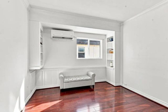 949 S Highland Avenue, Los Angeles, CA 90036
