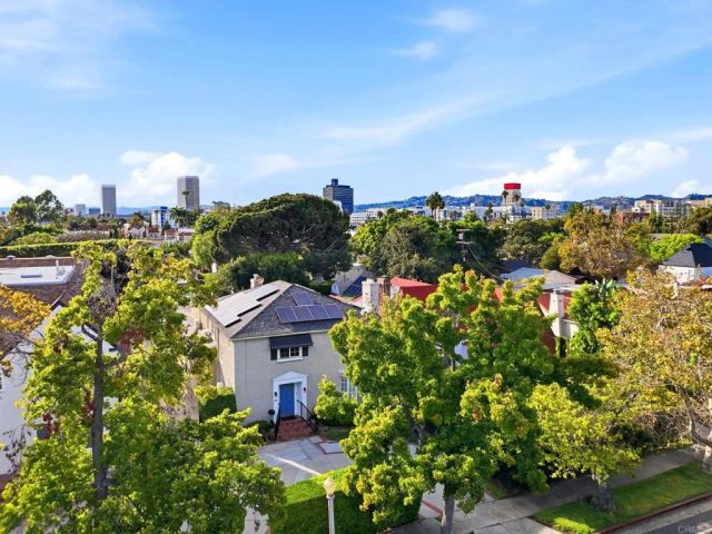 949 S Highland Avenue, Los Angeles, CA 90036