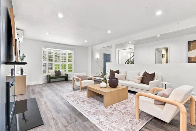 949 S Highland Avenue, Los Angeles, CA 90036