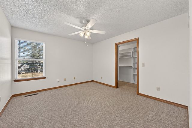 73 W Ozark Trail, Fayetteville, AR 72701