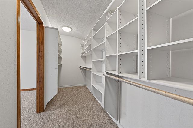 73 W Ozark Trail, Fayetteville, AR 72701