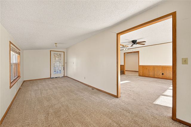 73 W Ozark Trail, Fayetteville, AR 72701