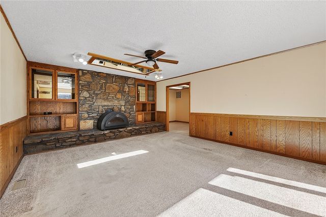 73 W Ozark Trail, Fayetteville, AR 72701