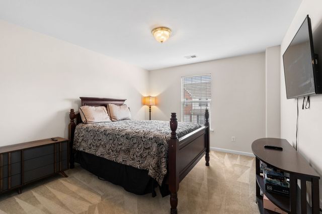 207 Northcrest Commons Cir, Nashville, TN 37211