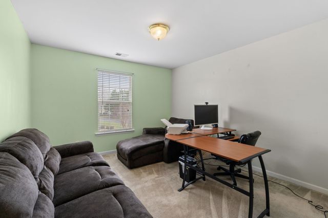 207 Northcrest Commons Cir, Nashville, TN 37211