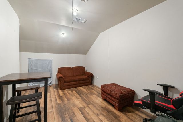 207 Northcrest Commons Cir, Nashville, TN 37211