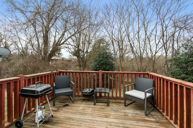 207 Northcrest Commons Cir, Nashville, TN 37211