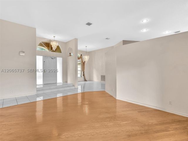 11335 Lake Shore Dr, Cooper City, FL 33026