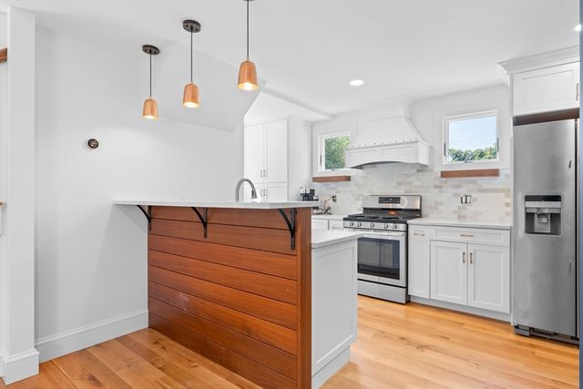 342 Franklin St, Framingham, MA 01702