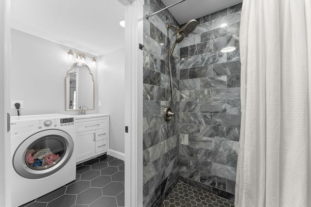 342 Franklin St, Framingham, MA 01702