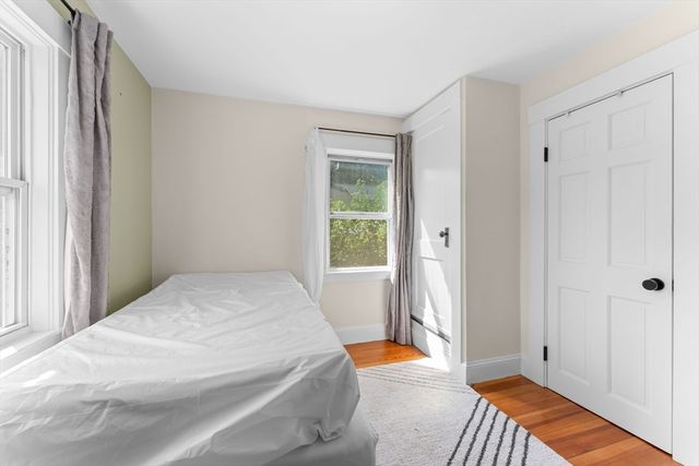 342 Franklin St, Framingham, MA 01702