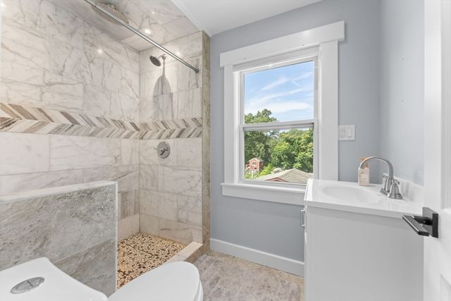 342 Franklin St, Framingham, MA 01702