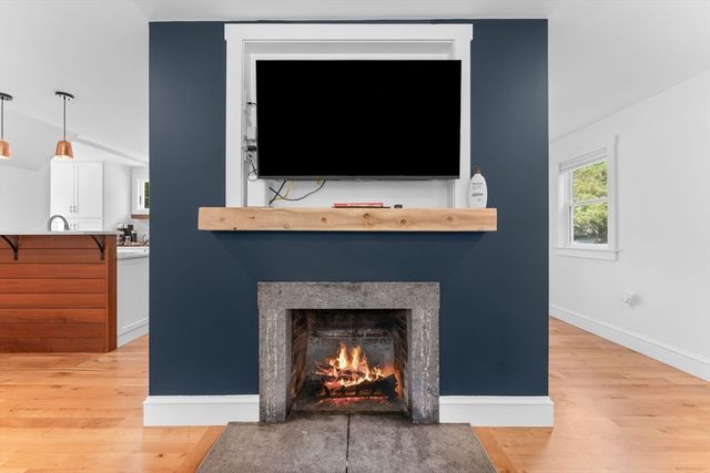 342 Franklin St, Framingham, MA 01702