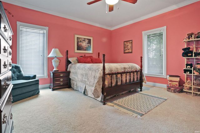 4511 Kimwood Court, Newburgh, IN 47630