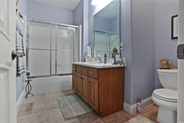 4511 Kimwood Court, Newburgh, IN 47630