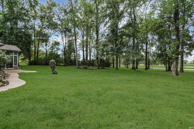 4511 Kimwood Court, Newburgh, IN 47630