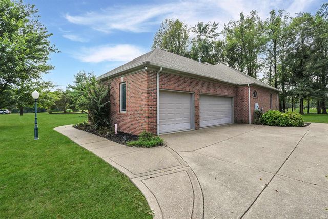 4511 Kimwood Court, Newburgh, IN 47630