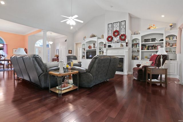 4511 Kimwood Court, Newburgh, IN 47630