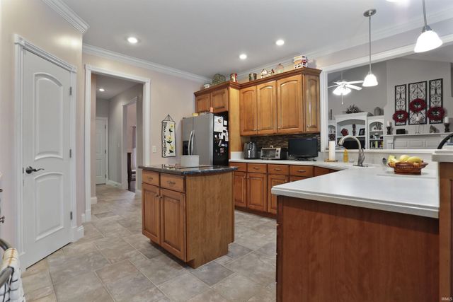 4511 Kimwood Court, Newburgh, IN 47630