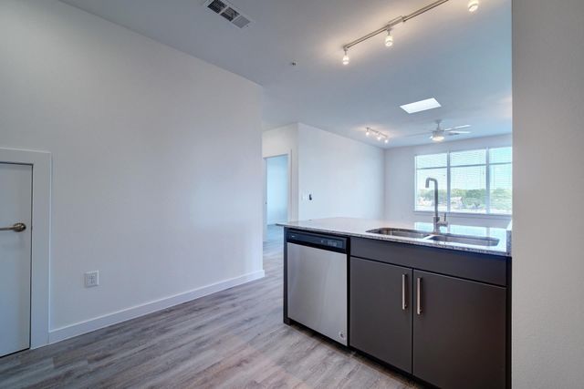 13130 Pond Springs Road RD 3214, Austin, TX 78729