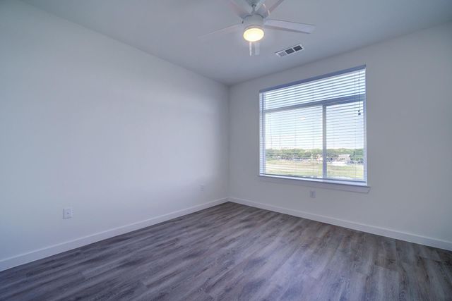 13130 Pond Springs Road RD 3214, Austin, TX 78729
