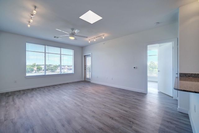 13130 Pond Springs Road RD 3214, Austin, TX 78729