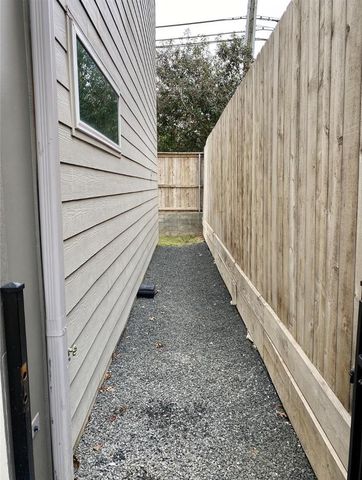 346 Eado Park Circle, Houston, TX 77020