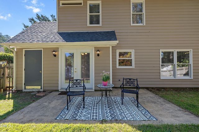 109 Romaine Court, Cary, NC 27513